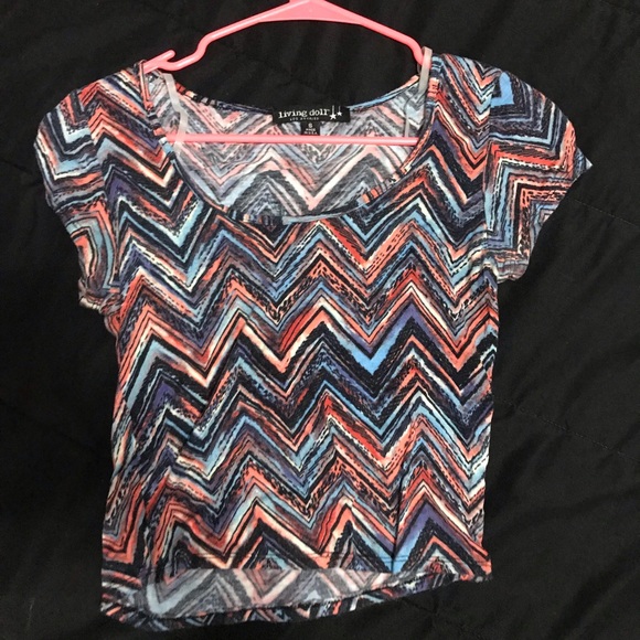 Bundle of 3 crop tops - Picture 3 of 6